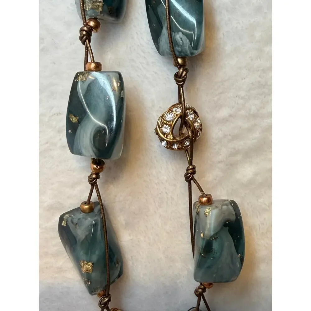 Vintage Blue Marbled Bead Necklace – Chunky | Artsy